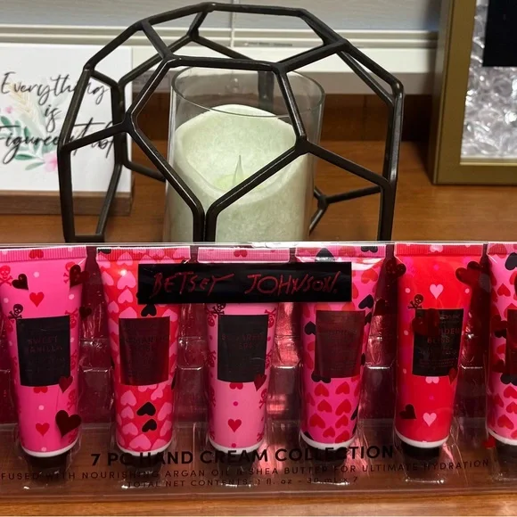 Betsey Johnson Pink and Red Heart Hand Cream Set - Picture 2 of 3